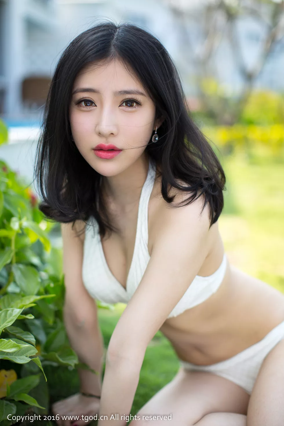 [TGOD推女神]2016.04.10_越南芽庄旅拍之施忆佳第二刊性感白色内衣完美身材写真41P
