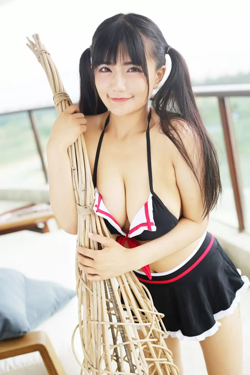 [MyGirl美媛馆]Vol.226_新人嫩模阿乖Kiddo三亚旅拍性感比基尼爆乳诱惑写真54P