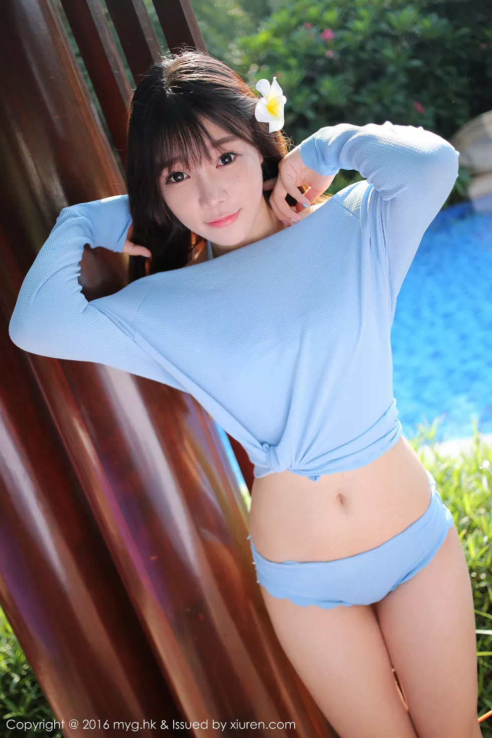 [MyGirl美媛馆]Vol.224_嫩模芝芝Booty三亚旅拍半脱内裤湿身秀美臀诱惑写真60P