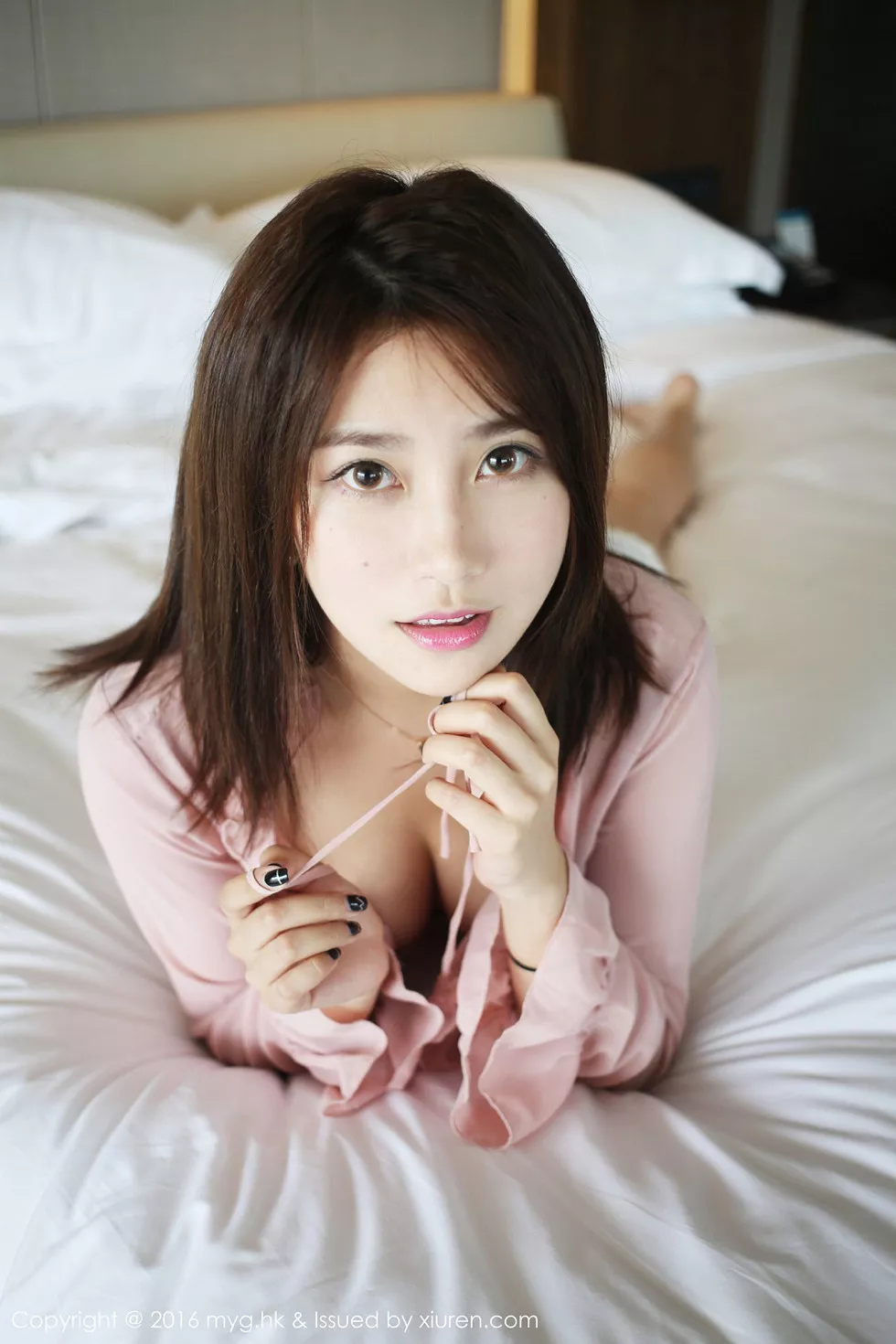 [MyGirl美媛馆]Vol.223_嫩模许诺Sabrina牛仔热裤性感内衣楚楚可人迷人写真53P