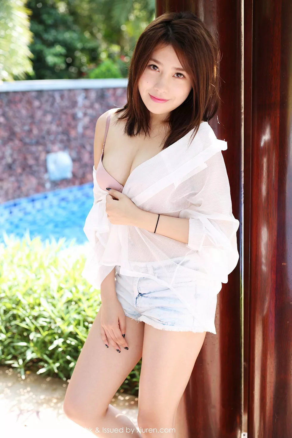 [MyGirl美媛馆]Vol.223_嫩模许诺Sabrina牛仔热裤性感内衣楚楚可人迷人写真53P