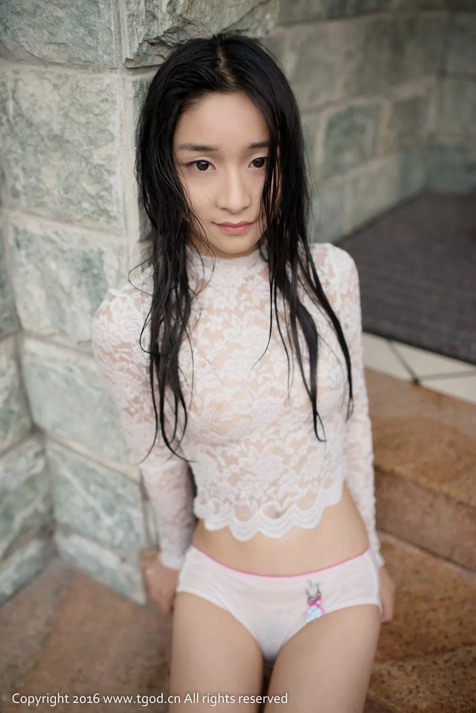[TGOD推女神]2016.06.14_古兜温泉之绮梦Cherish第二刊性感比基尼戏水诱惑写真45P