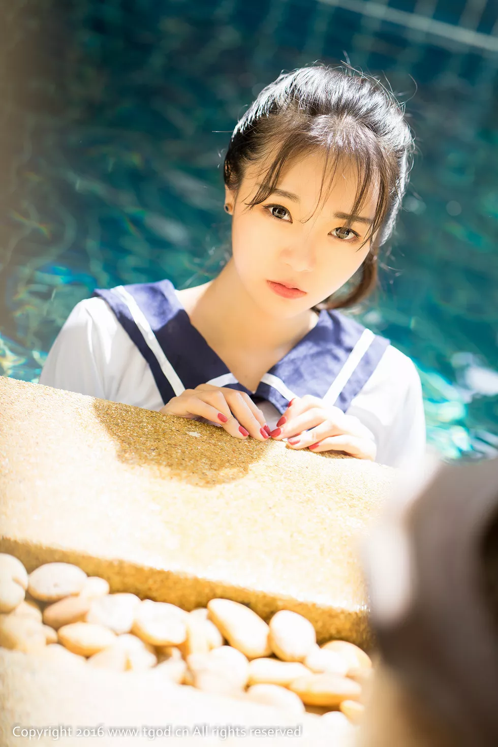[TGOD推女神]2016.07.10_苏梅岛旅拍之可乐Vicky第一刊水手学生制服湿身诱惑写真45P
