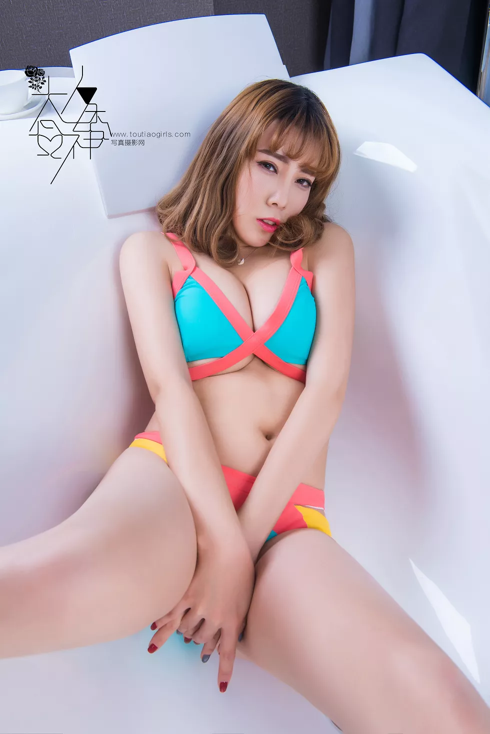 [Toutiao头条女神]No.185_嫩模李绫绾私房内衣秀美胸撩人姿势完美诱惑写真24P