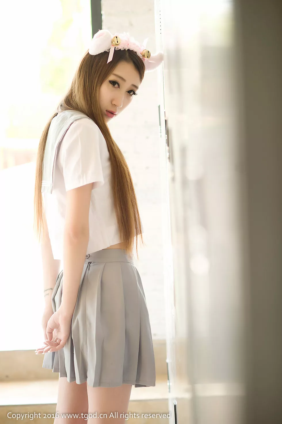 [TGOD推女神]2016.07.31_嫩模Dear佳琦白色薄纱裙秀完美身材高挑迷人美腿写真52P