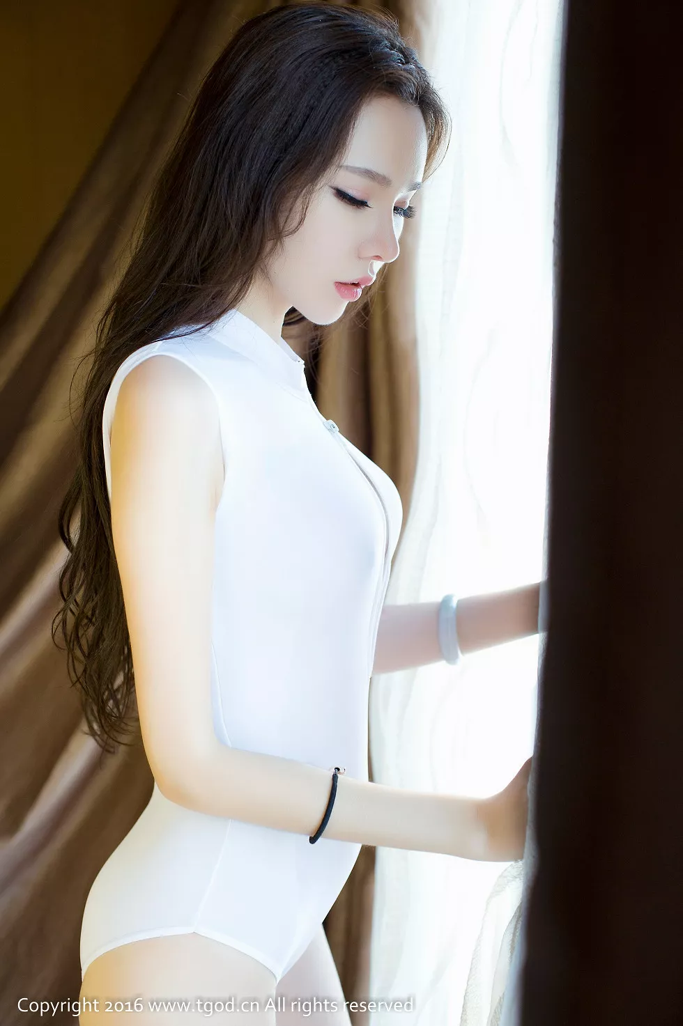 [TGOD推女神]2016.10.14_美女学霸萌琪琪Lrene黑色透视睡衣秀美乳妩媚诱惑写真60P