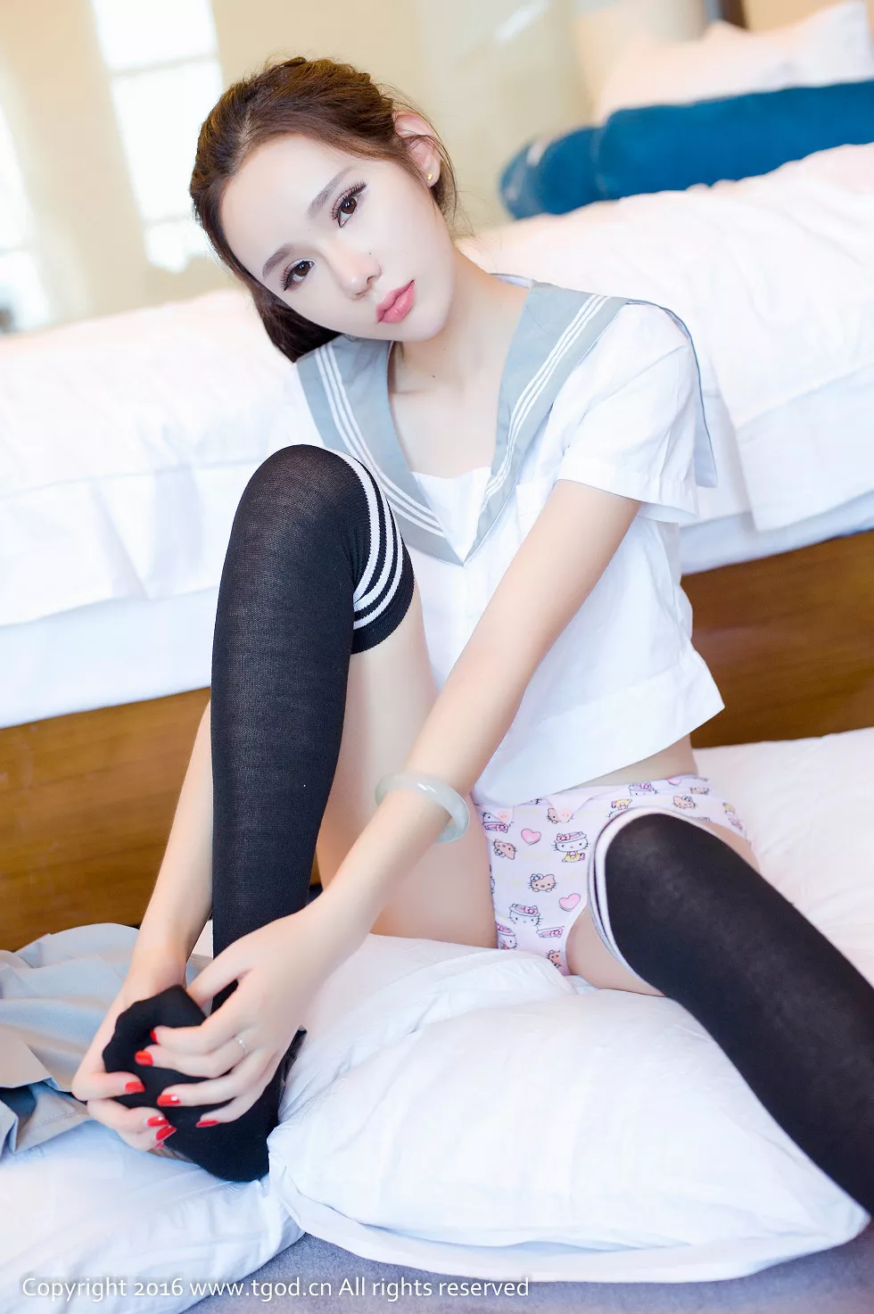 [TGOD推女神]2016.10.14_美女学霸萌琪琪Lrene黑色透视睡衣秀美乳妩媚诱惑写真60P