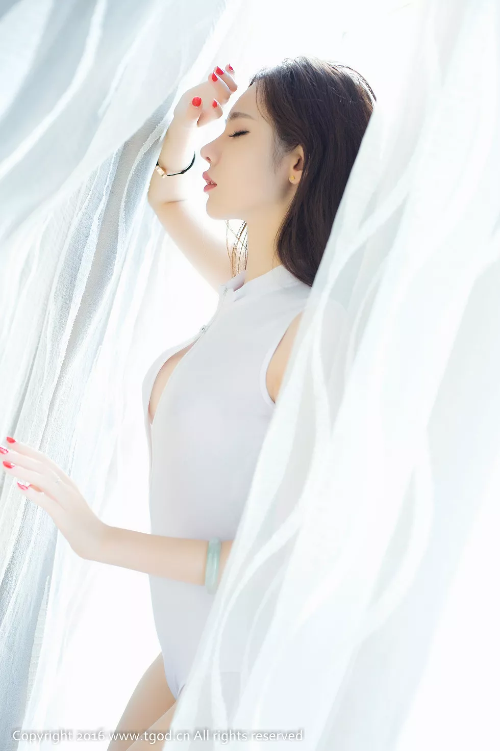 [TGOD推女神]2016.10.14_美女学霸萌琪琪Lrene黑色透视睡衣秀美乳妩媚诱惑写真60P