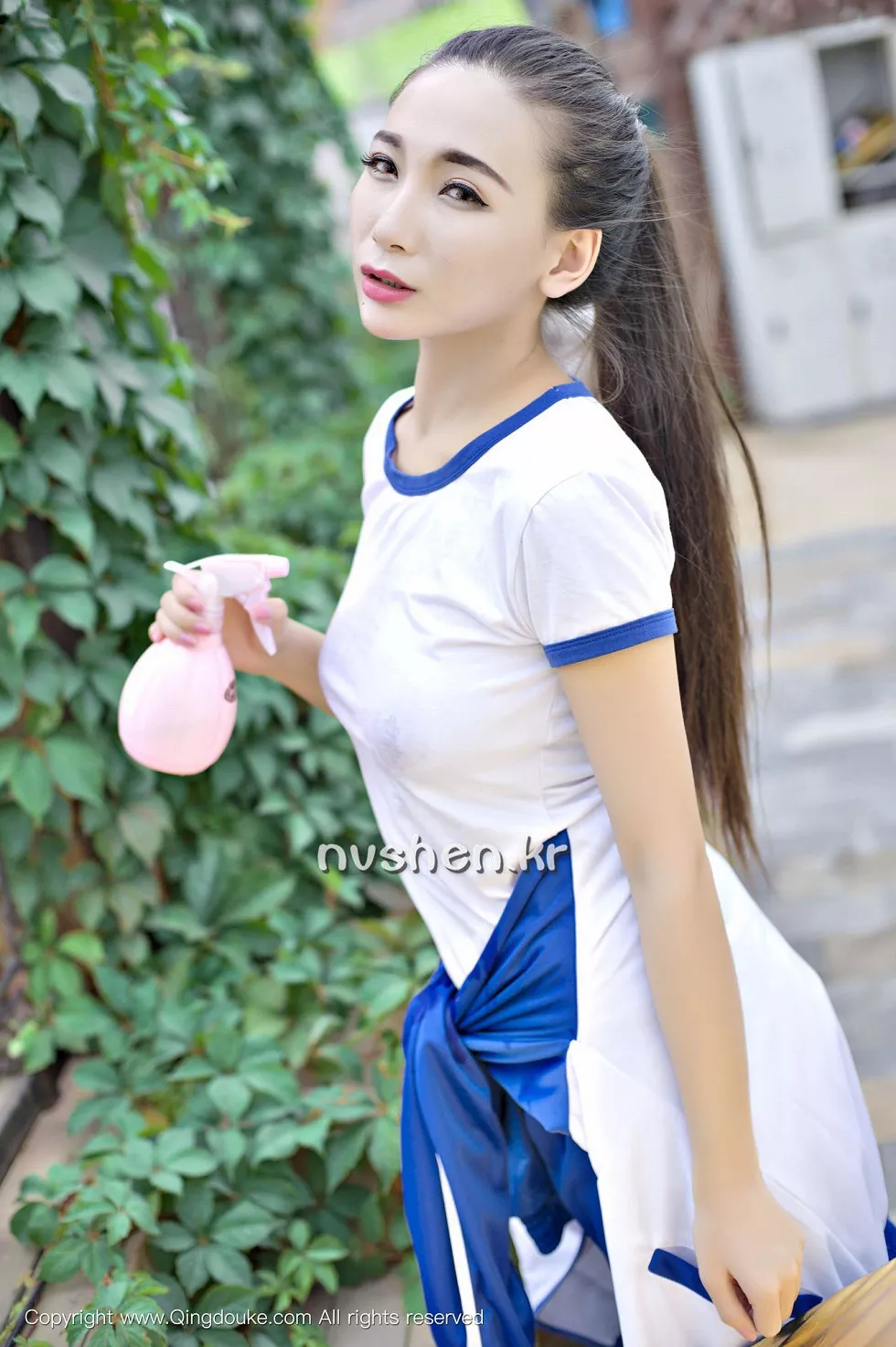 [青豆客QingDouKe]2016.11.20_嫩模赵颖性感比基尼清纯与鬼魅的混合体诱惑写真65P