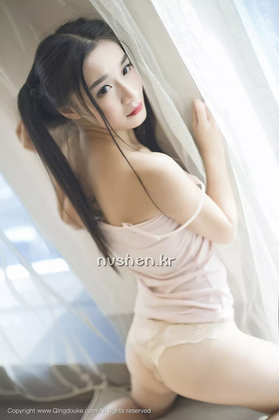 [青豆客QingDouKe]2016.11.23_嫩模绮梦Cherish家居校服美乳翘臀诱惑写真50P