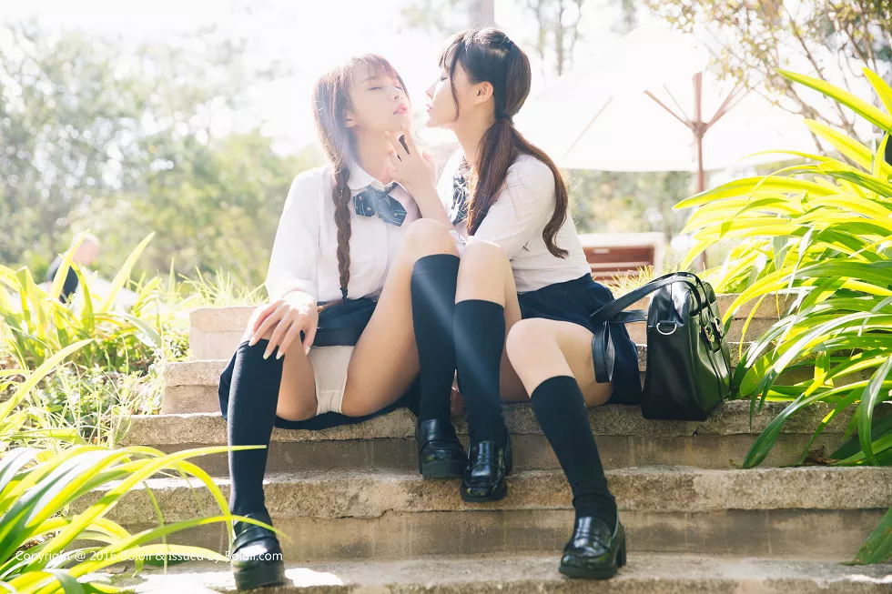 [BoLoli波萝社新刊]Vol.023_嫩模柳侑绮VS夏美酱学生装户外野战篇诱惑写真37P