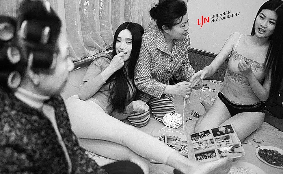 摄影师刘嘉楠精品摄影作品合集《春节》另类写真103P