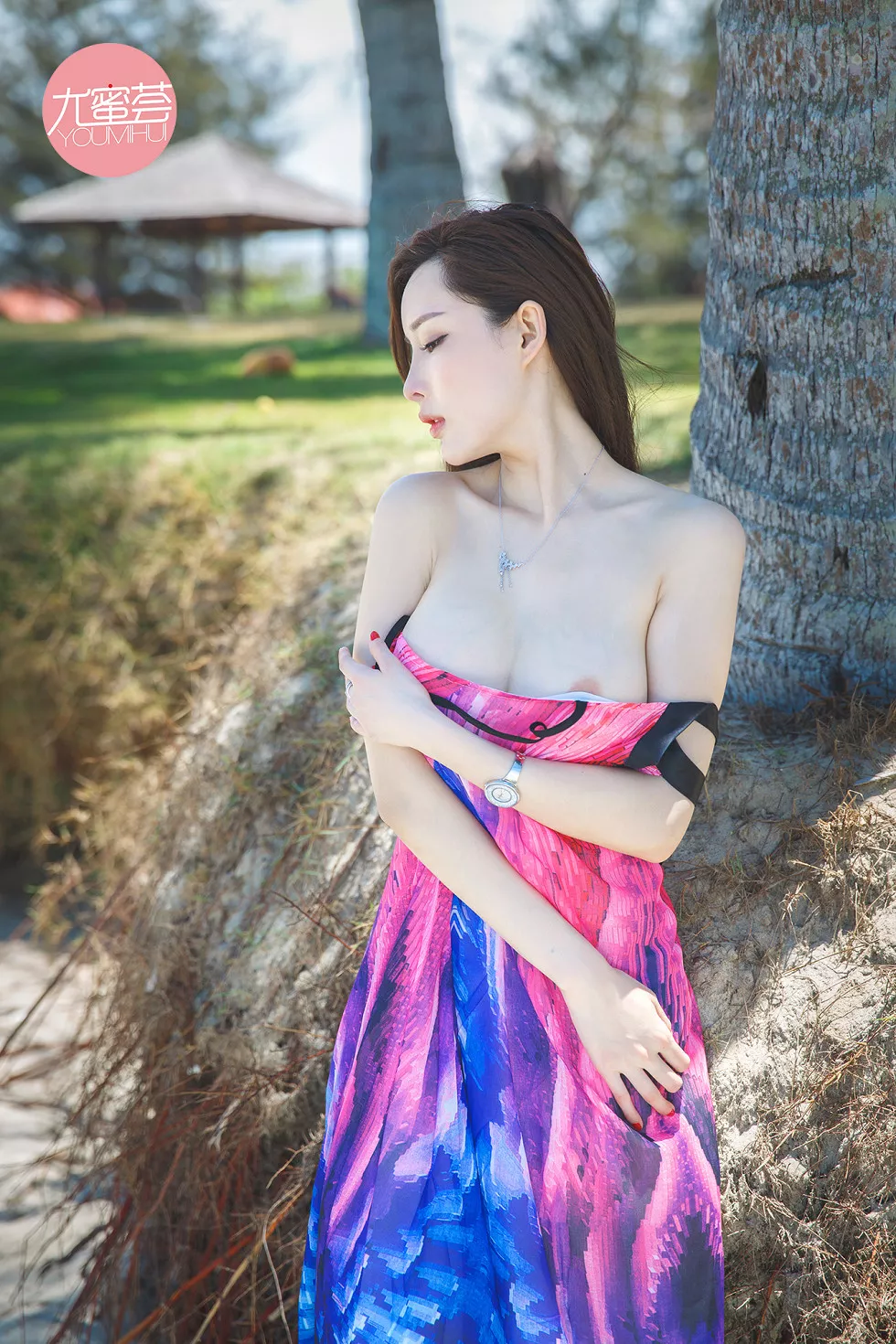 绝美靓模周妍希(土肥圆矮挫穷)沙巴旅拍无圣光大尺度露豪乳诱惑写真66P
