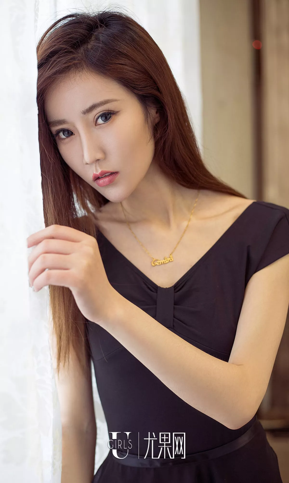 [Ugirls爱尤物]No.682_嫩模樊安妮东京热白色连体内衣秀完美身材迷人翘臀写真40P