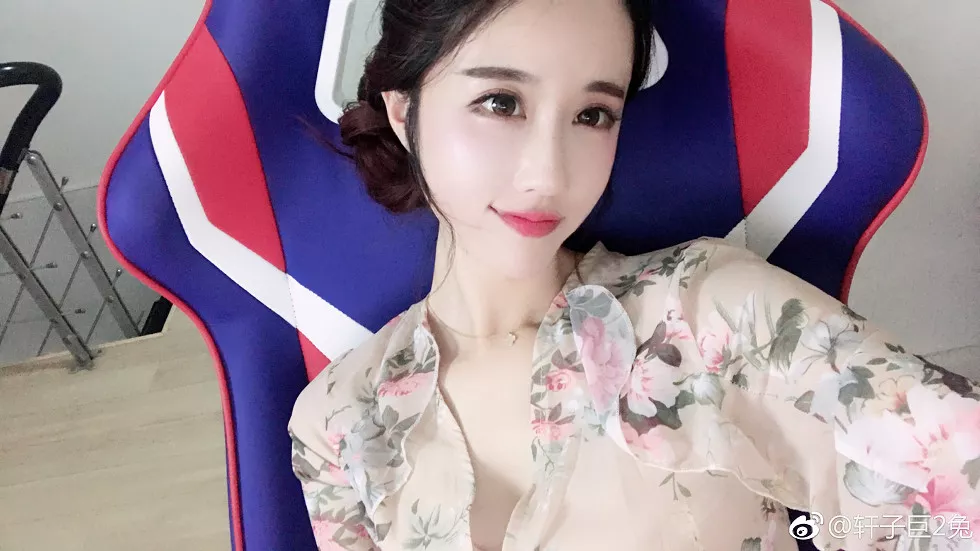 斗鱼女主播轩子巨2兔完美身材靓丽迷人微博图集写真336P