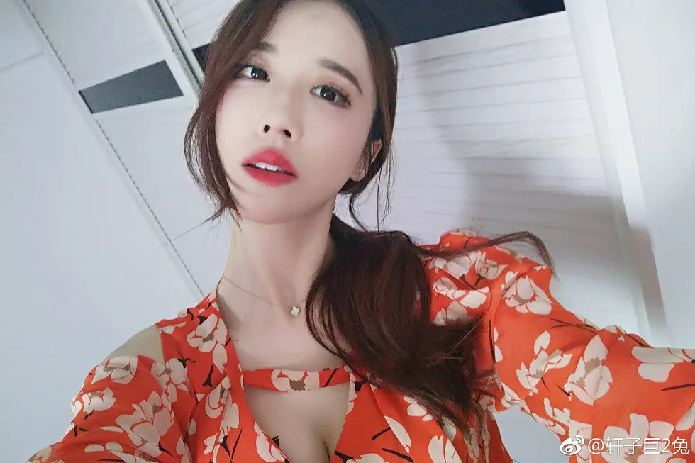 斗鱼女主播轩子巨2兔完美身材靓丽迷人微博图集写真336P