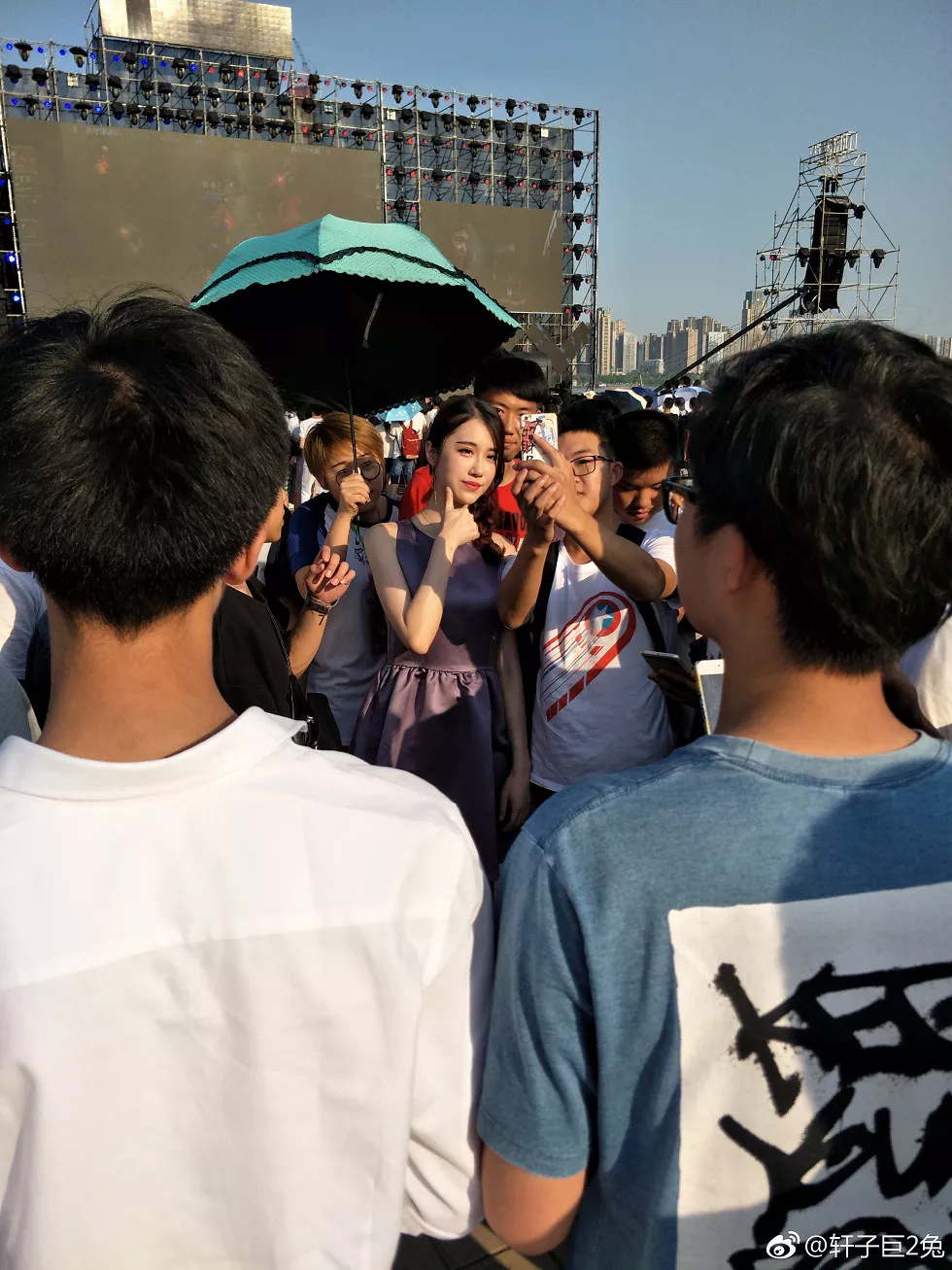 斗鱼女主播轩子巨2兔完美身材靓丽迷人微博图集写真336P