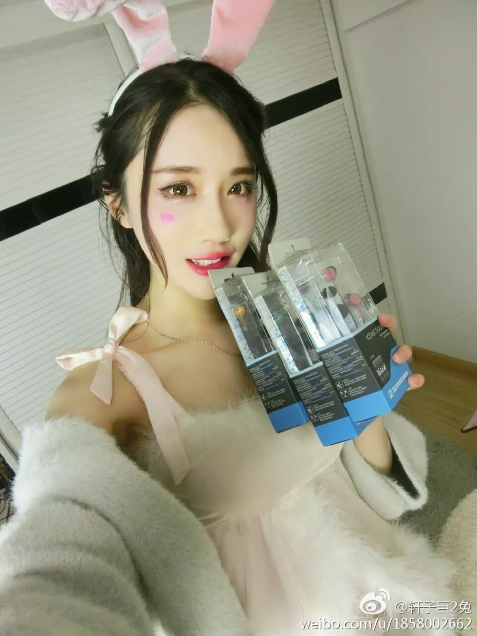 斗鱼女主播轩子巨2兔完美身材靓丽迷人微博图集写真336P