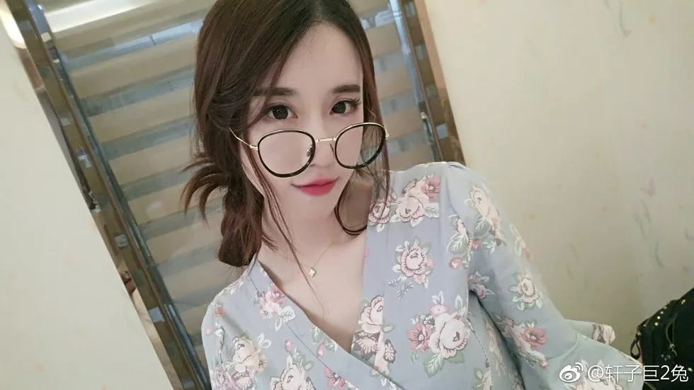 斗鱼女主播轩子巨2兔完美身材靓丽迷人微博图集写真336P