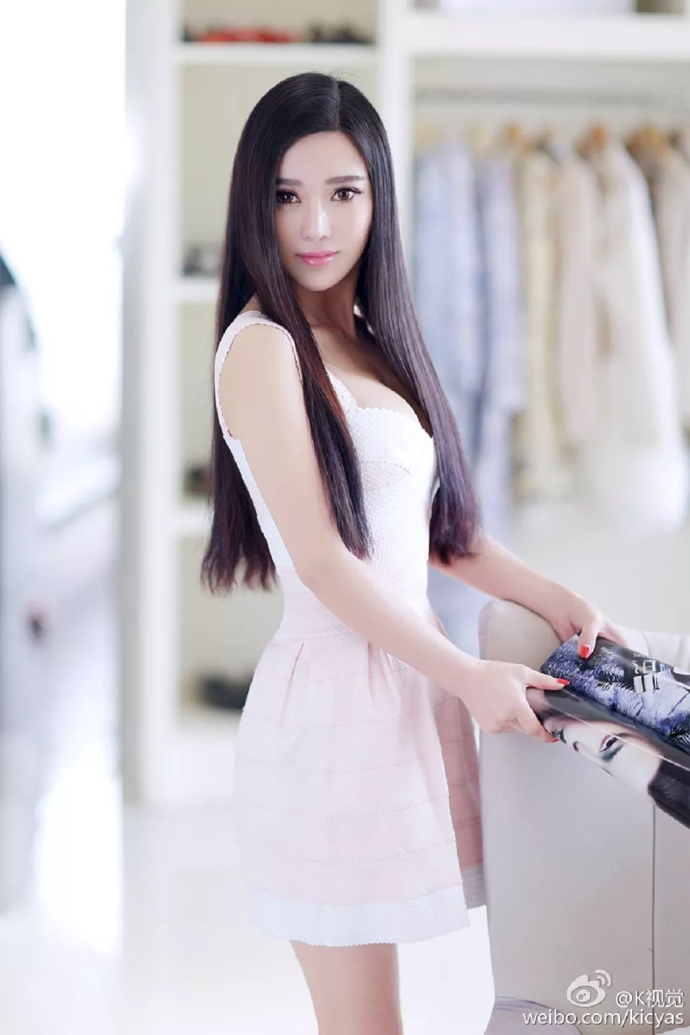 K视觉经典大片靓丽美模让你流口水的火辣诱惑写真189P