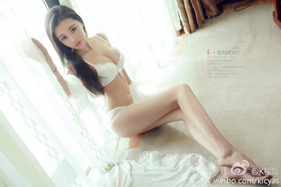 K视觉经典大片靓丽美模让你流口水的火辣诱惑写真189P