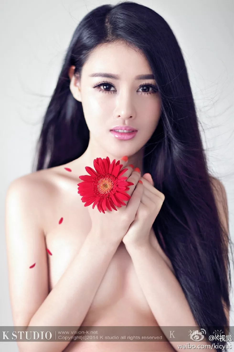 K视觉经典大片靓丽美模让你流口水的火辣诱惑写真189P