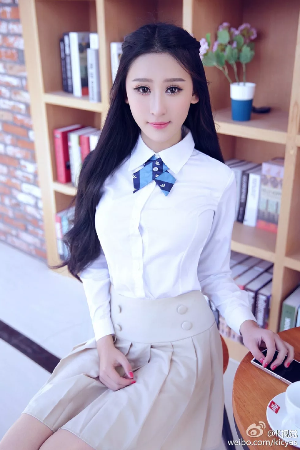 K视觉经典大片靓丽美模让你流口水的火辣诱惑写真189P