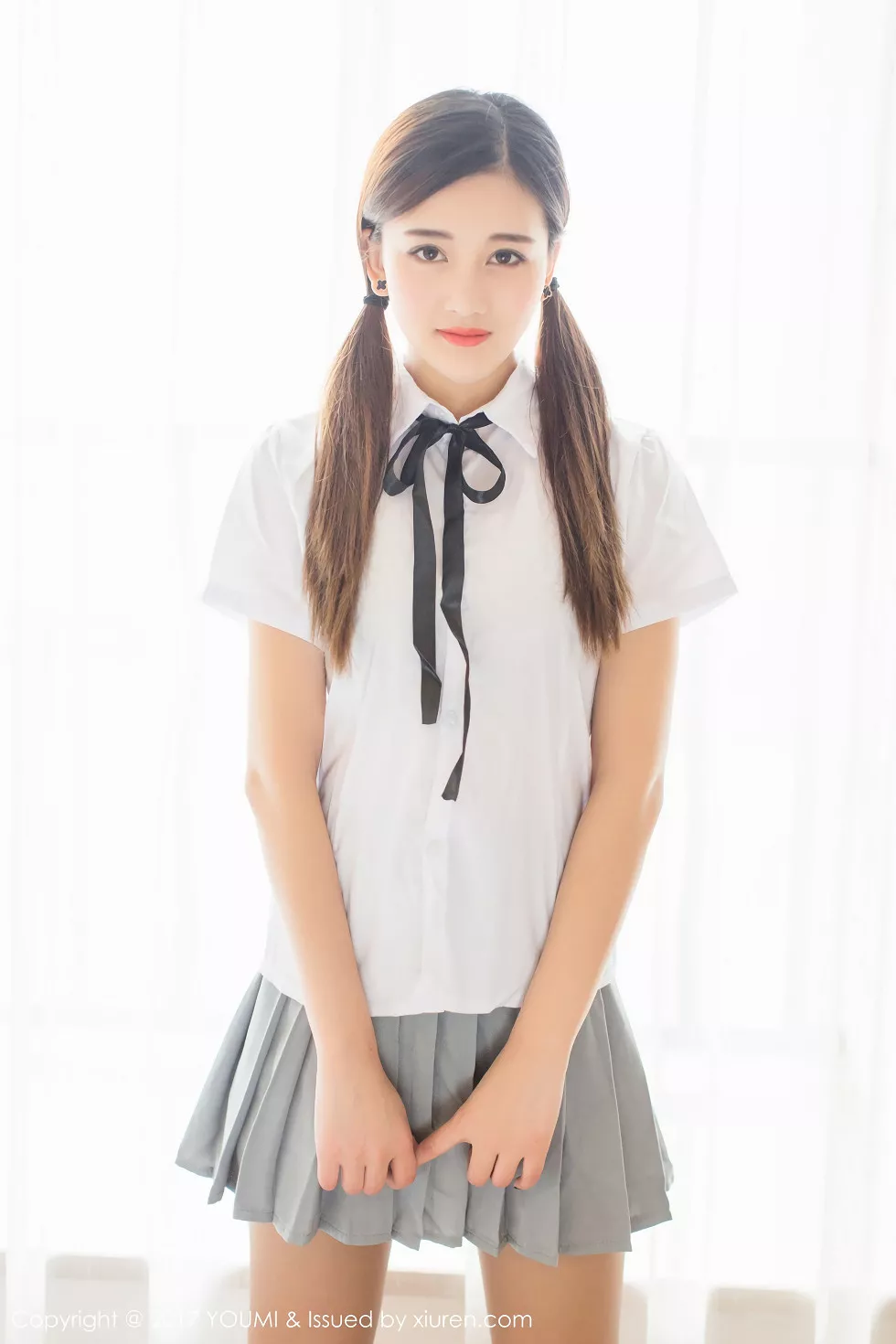 [YouMi尤蜜荟]Vol.087_新人模特娜娜TINA办公室黑丝OL制服秀完美身材靓丽迷人写真40P