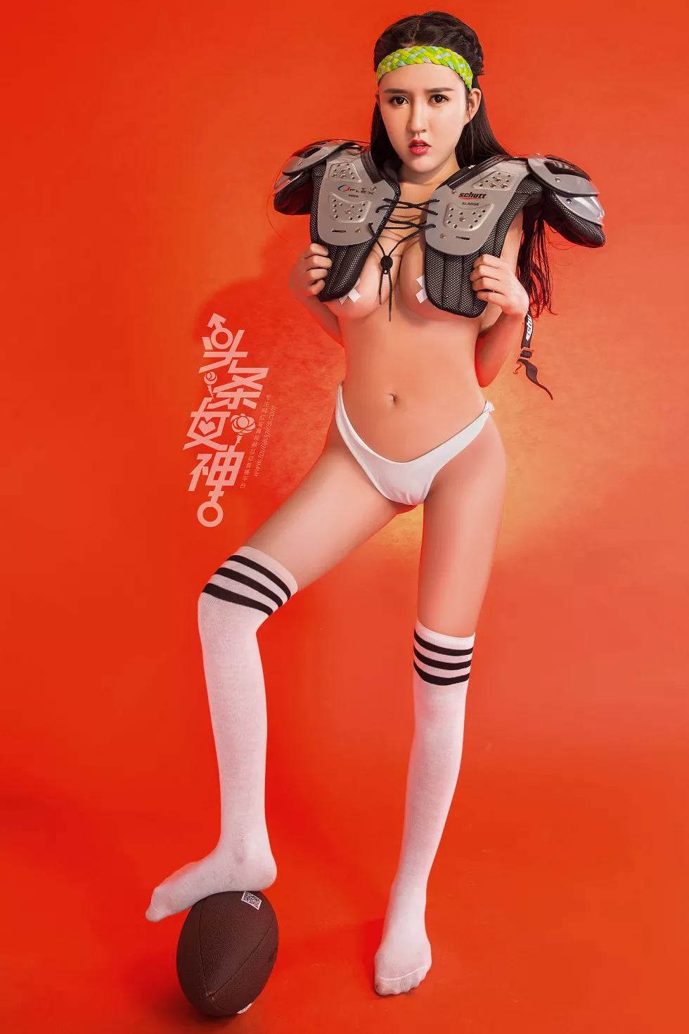 [Toutiao头条女神]No.550_超级碗杯②白一晗橄榄球女郎白色胶带遮点豪乳诱惑写真24P