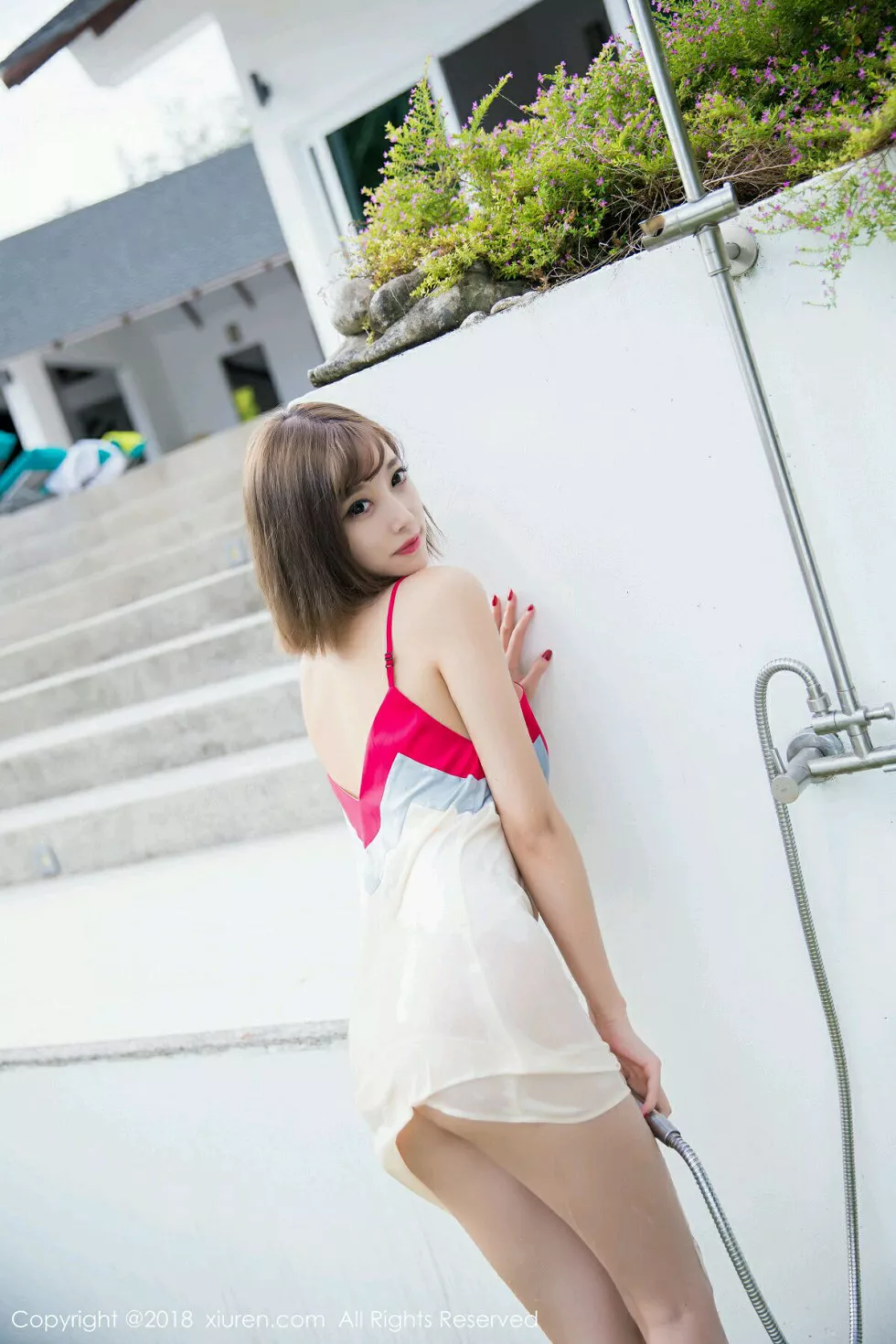 XiuRen第1027期_甜美女神杨晨晨sugar甲米旅拍低胸吊带连身裙湿身诱惑写真50P