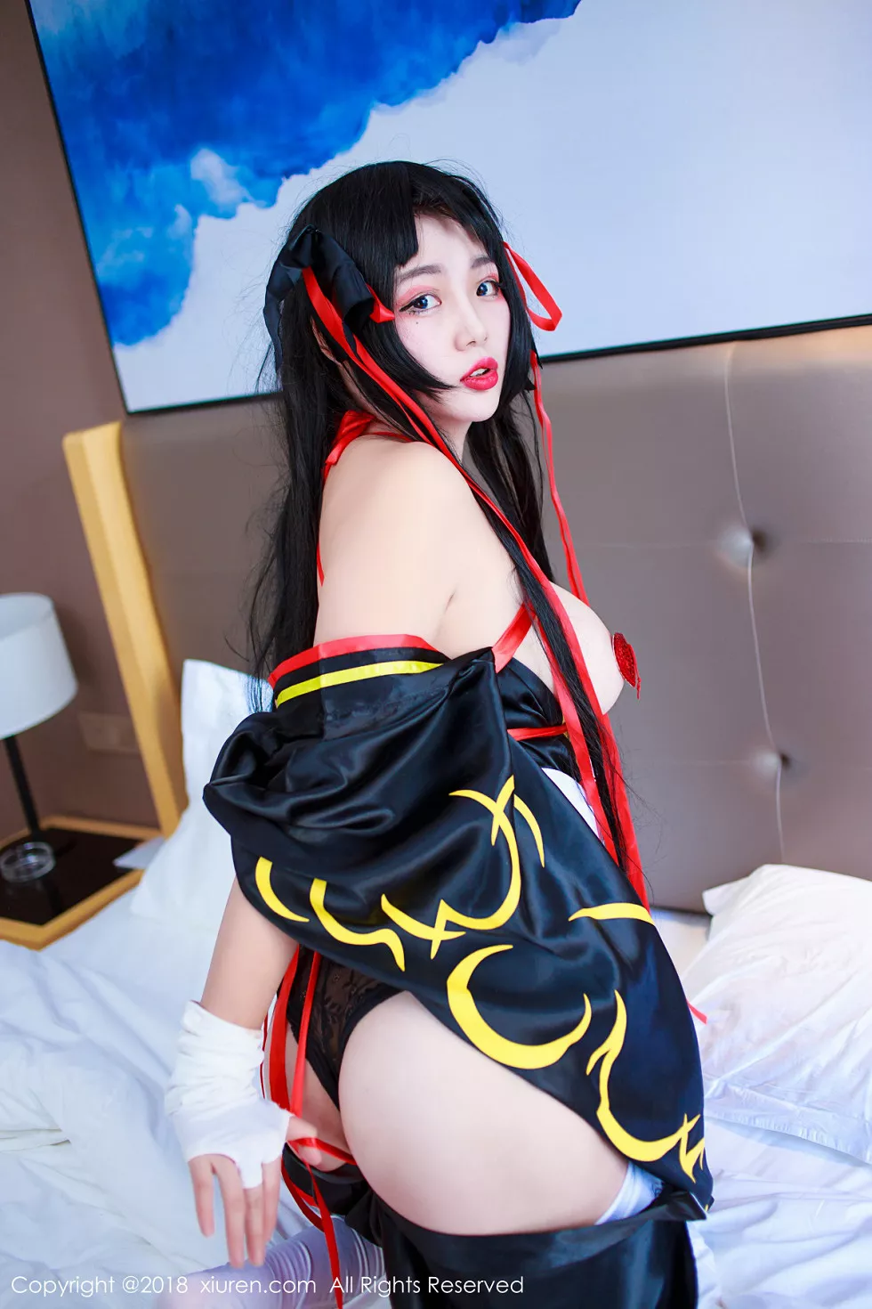 XiuRen第1118期_嫩模米粒米粒私房COS露豪乳红色血滴子遮点极致诱惑写真50P