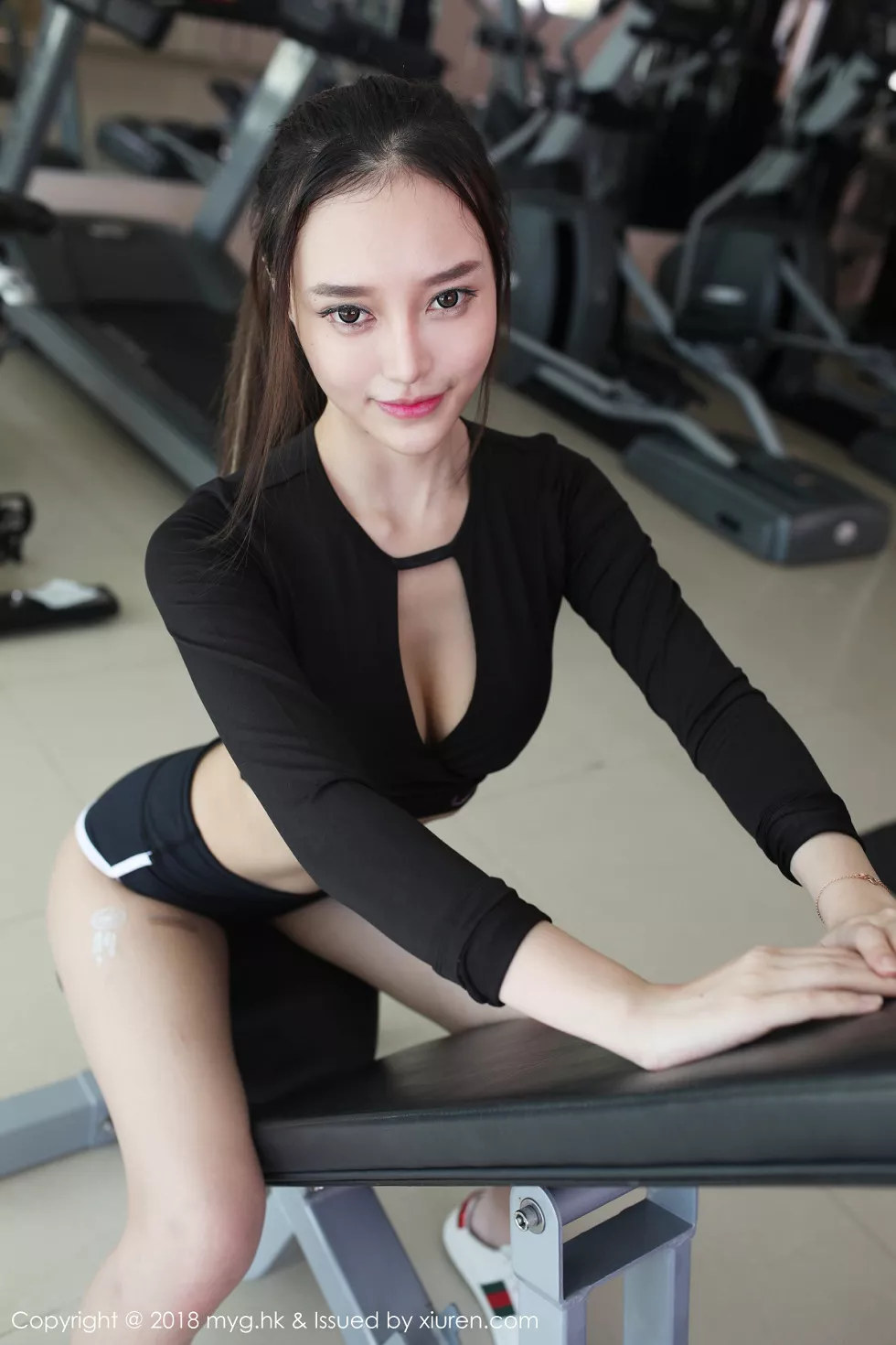 [MyGirl美媛馆]Vol.306_女神唐琪儿il薄纱连身裙秀火辣身材+健身房秀完美身材写真41P