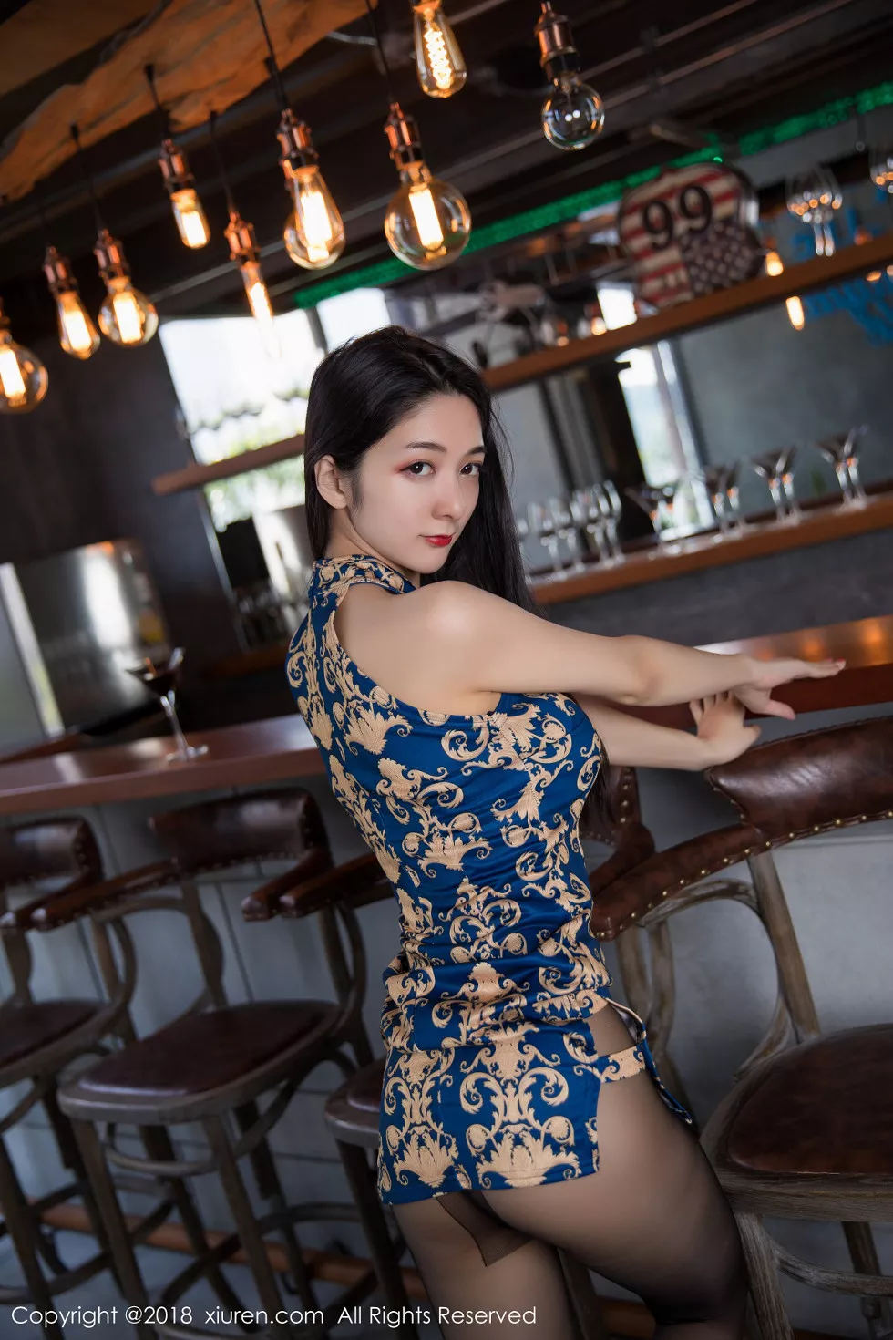 XiuRen第1131期_女神小热巴普吉岛旅拍私房小旗袍配无内黑丝裤袜极致诱惑写真55P