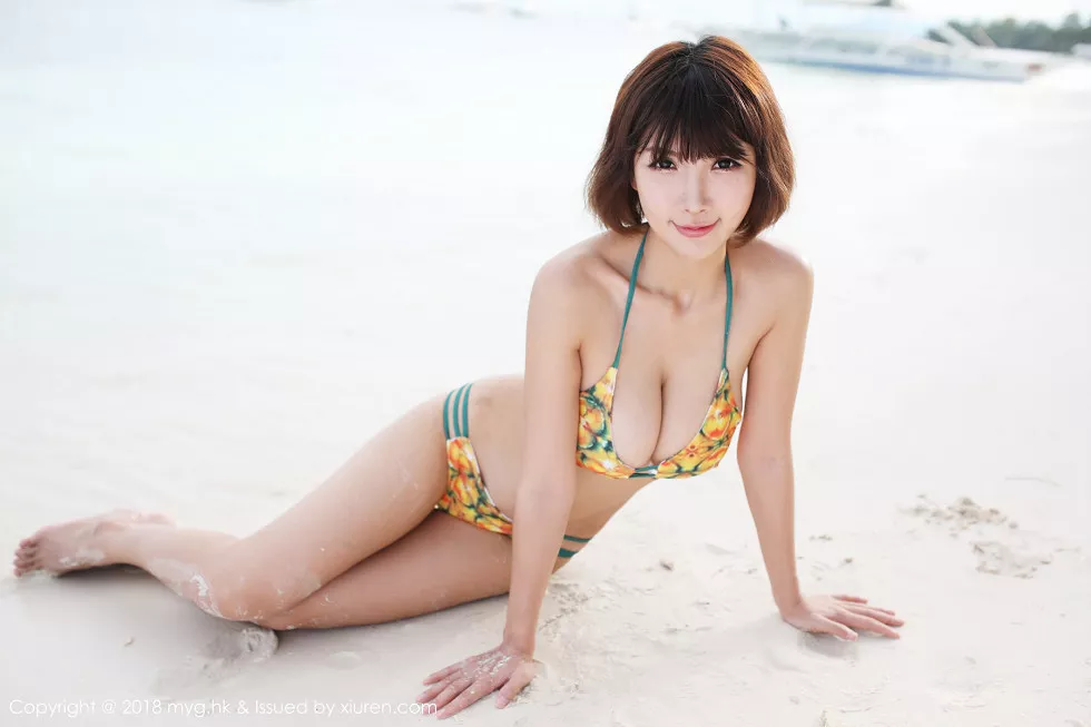 [MyGirl美媛馆]Vol.308_女神晓茜sunny沙滩边粉色比基尼秀完美身材傲人豪乳诱惑写真44P