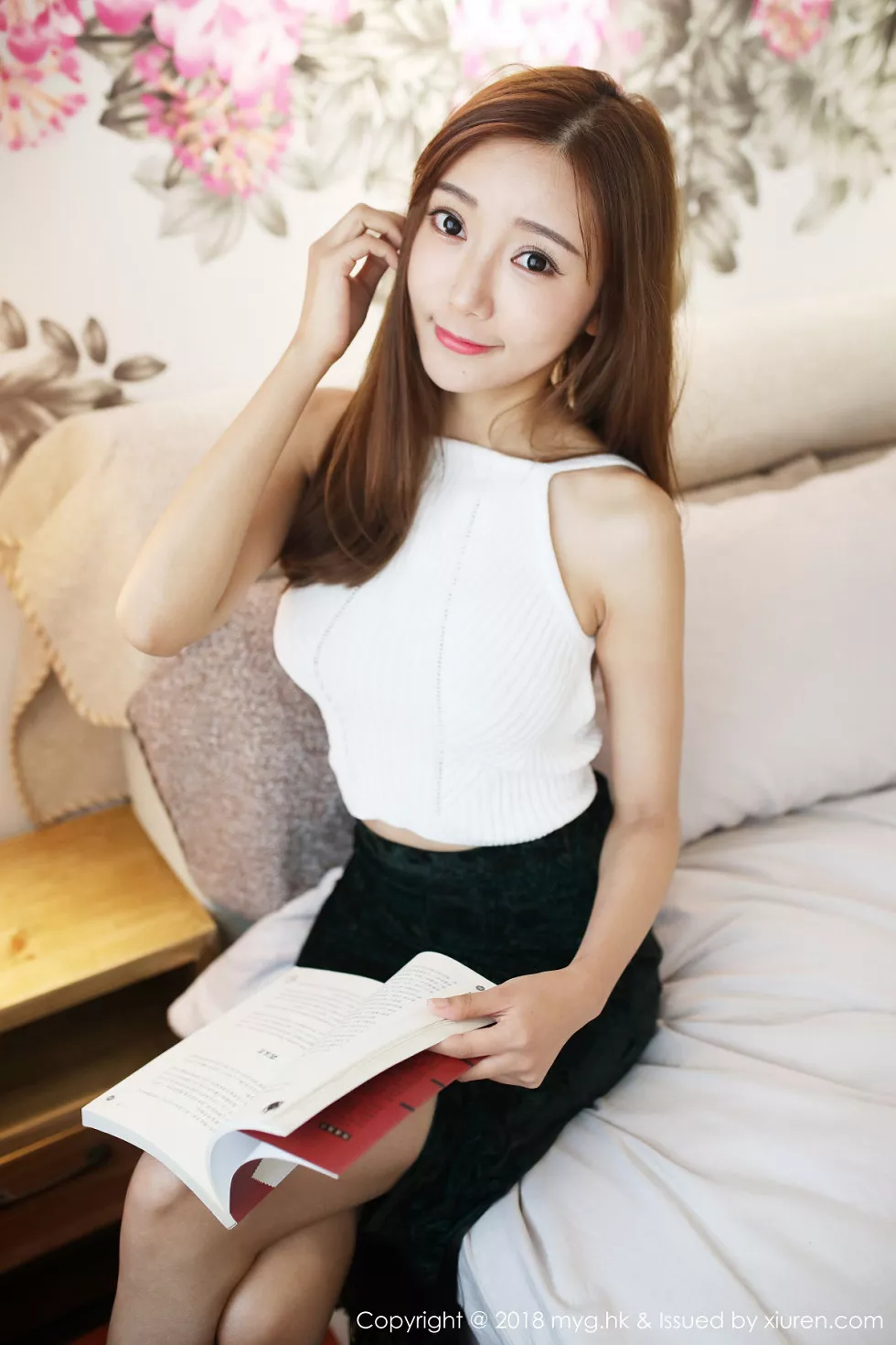 [MyGirl美媛馆]Vol.312_嫩模王馨瑶yanni阳光美少女白色吊带衣配牛仔短裤性感写真47P