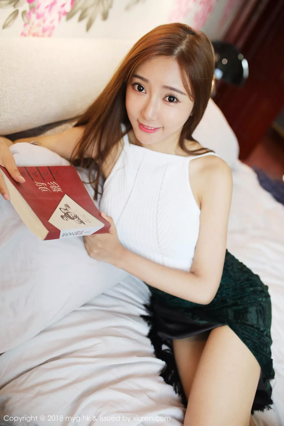 [MyGirl美媛馆]Vol.312_嫩模王馨瑶yanni阳光美少女白色吊带衣配牛仔短裤性感写真47P