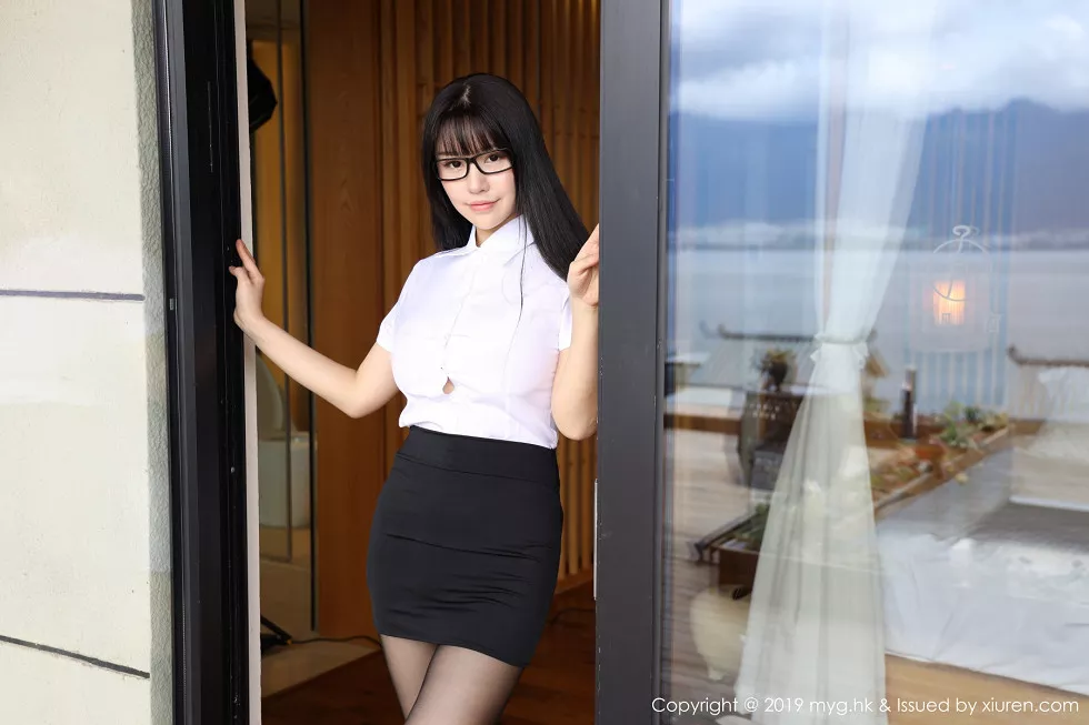 [MyGirl美媛馆]Vol.368_女神Flower朱可儿大理旅拍秘书黑丝OL制服半露豪乳诱惑写真101P