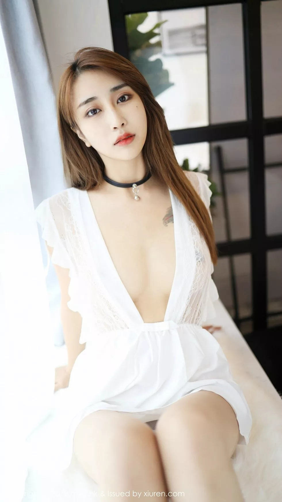 [MyGirl美媛馆]Vol.369_嫩模奈美nana私房半截内衣配黑丝袜半露豪乳极致诱惑写真54P