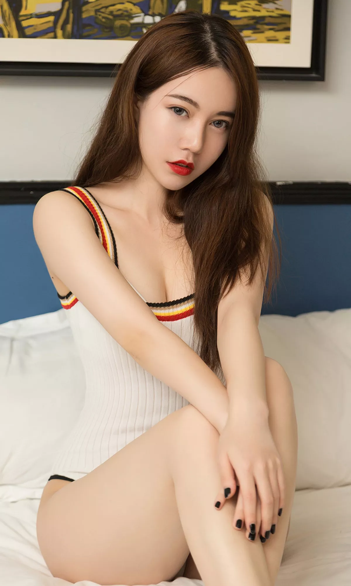 [Ugirls爱尤物]No.1532_嫩模刘邦妮私房透明薄纱+连体比基尼秀完美身材诱惑写真35P