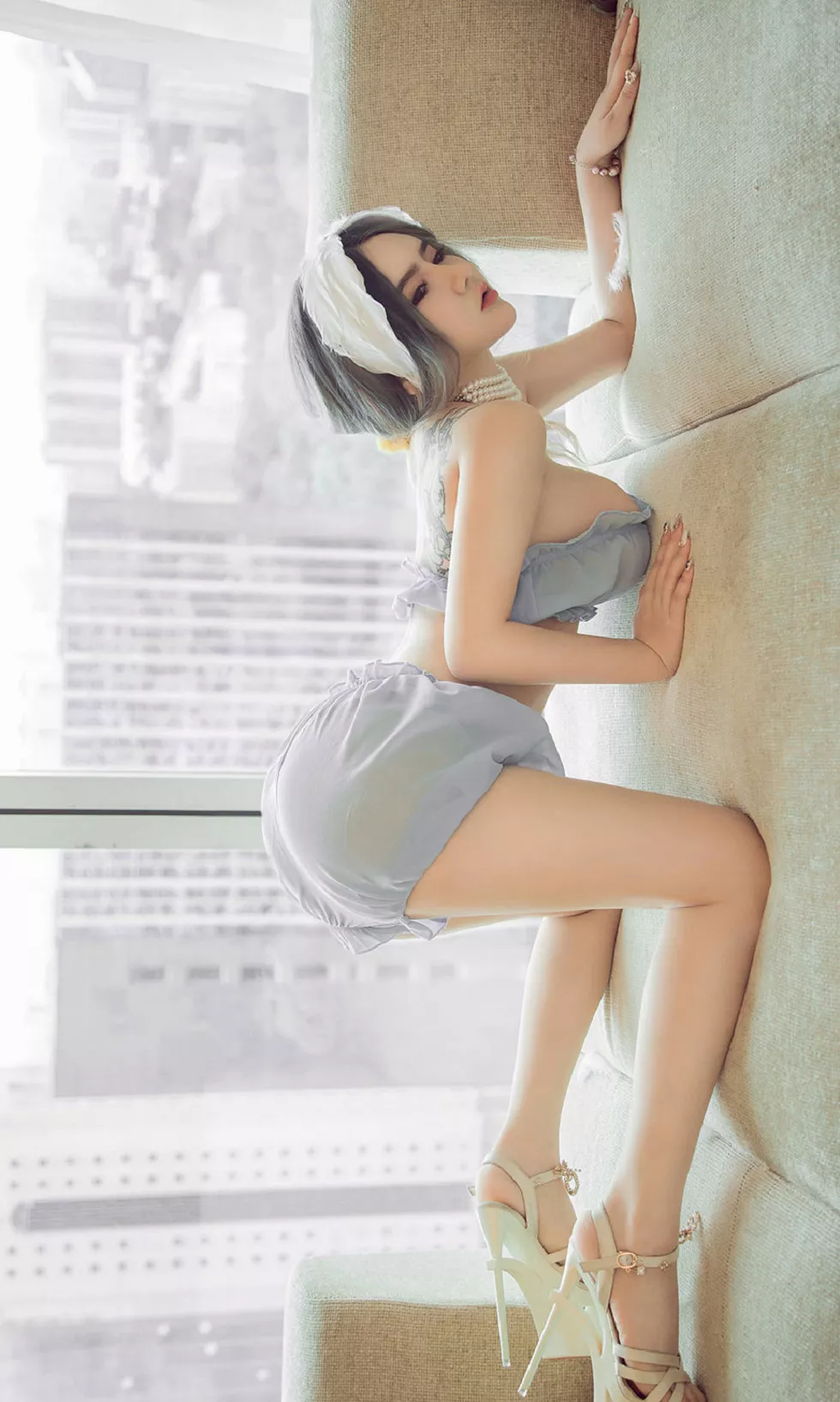 [Ugirls爱尤物]No.1535_嫩模温心怡私房黑色透视连体衣露豪乳遮点极致诱惑写真35P