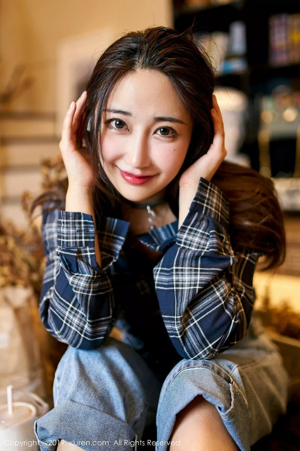 XiuRen第1847期_嫩模Betty林子欣私房黑色三点式内衣秀火辣身材魅惑写真42P