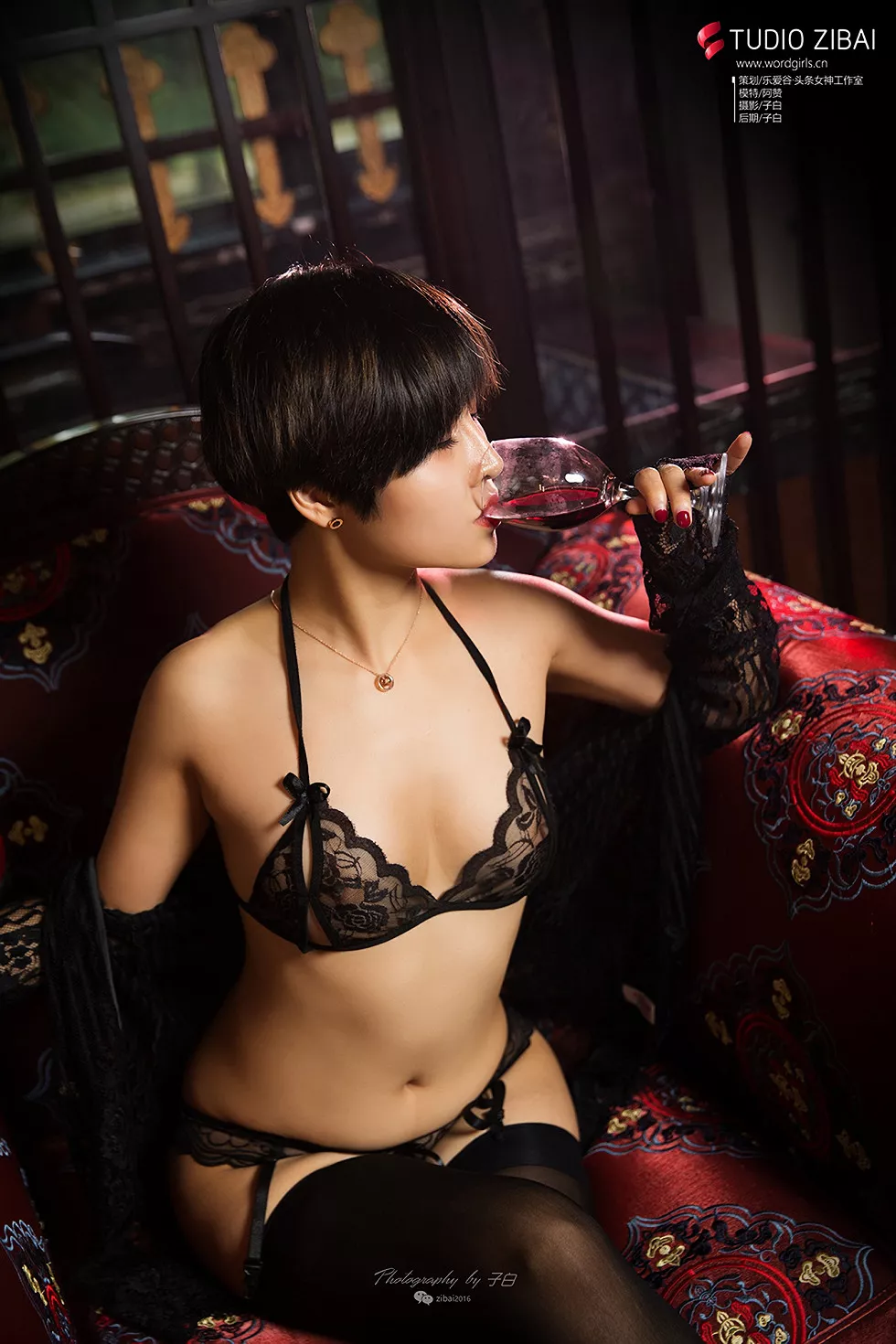 [Toutiao头条女神]No.770_嫩模阿赞私房夜太美系列性感黑色蕾丝内衣完美诱惑写真24P