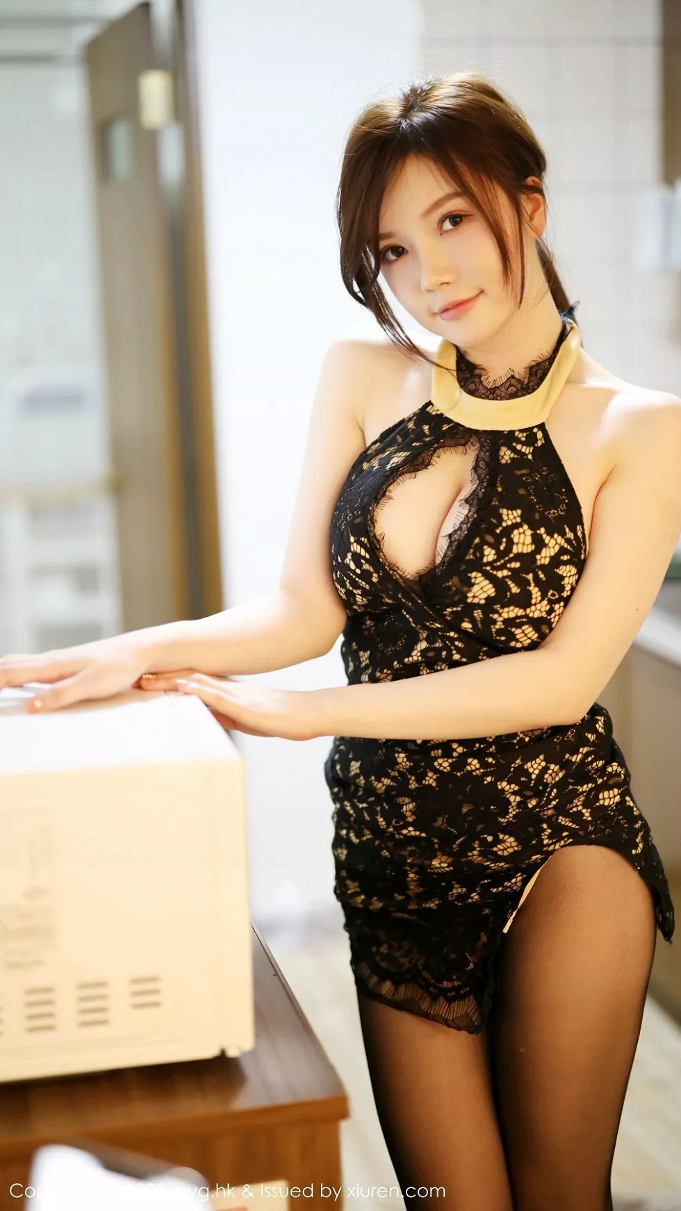 [MyGirl美媛馆]Vol.432_女神糯美子Mini私房缕空蕾丝内衣配开档黑丝裤袜极致诱惑写真77P