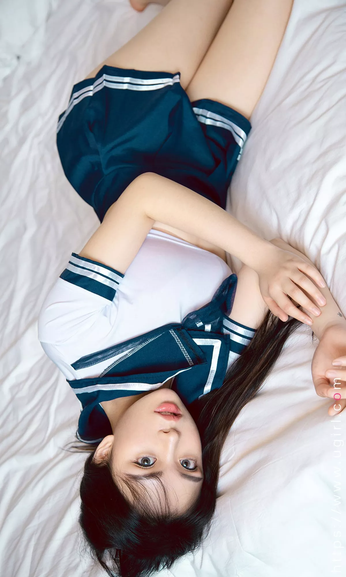 [Ugirls爱尤物]No.1816_嫩模爱元私房学生水手制服超短裙秀翘臀撩人诱惑写真35P