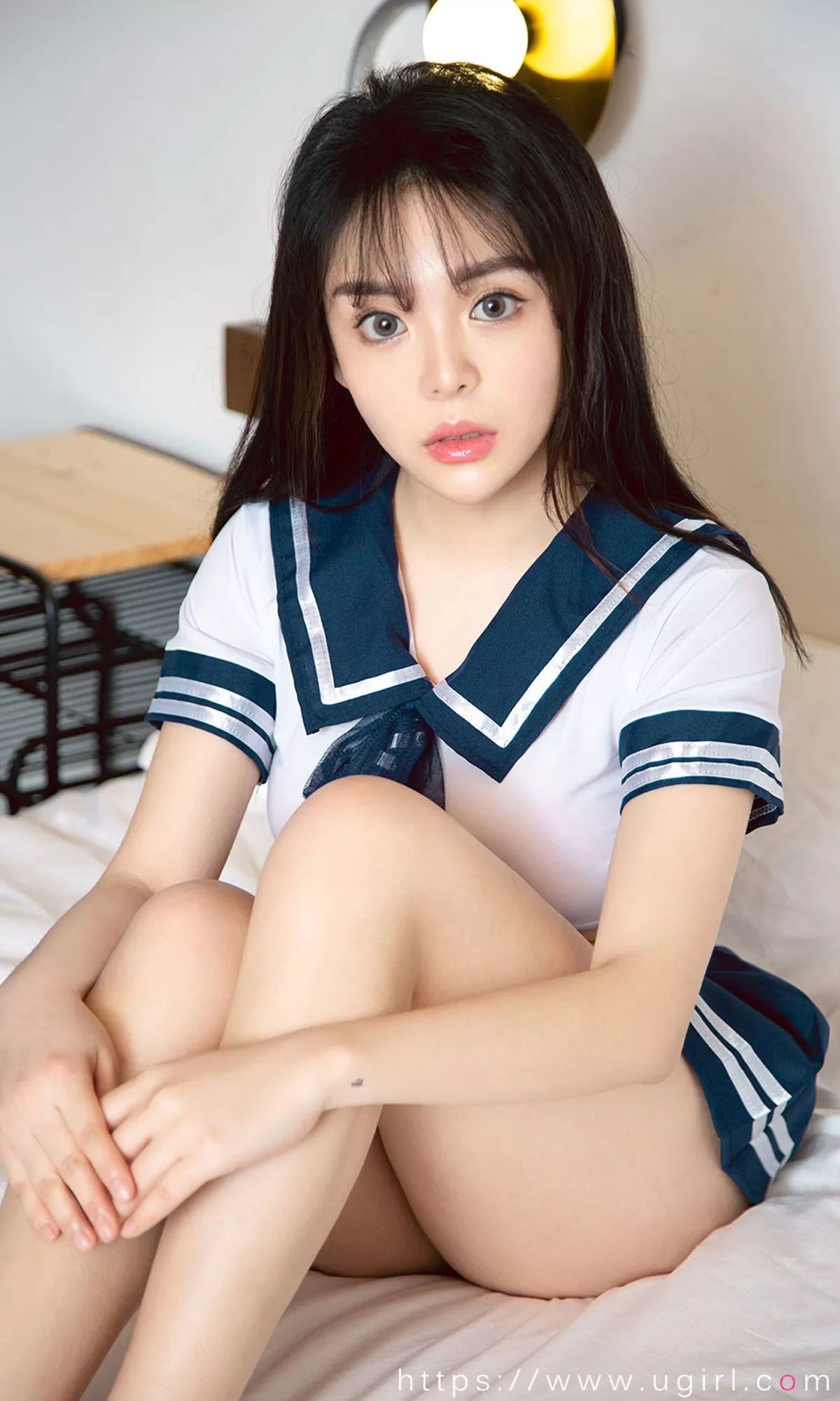 [Ugirls爱尤物]No.1816_嫩模爱元私房学生水手制服超短裙秀翘臀撩人诱惑写真35P