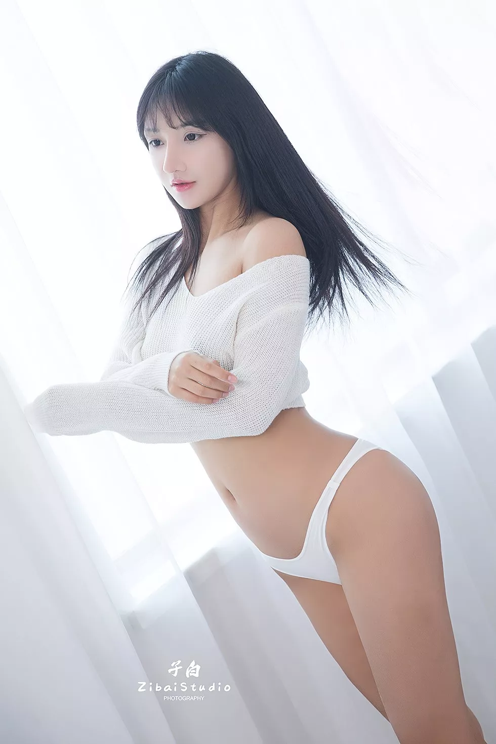 [Toutiao头条女神]No.817_嫩模韩熙小狐狸天使宝贝主题私房白色抹胸内衣诱惑写真30P