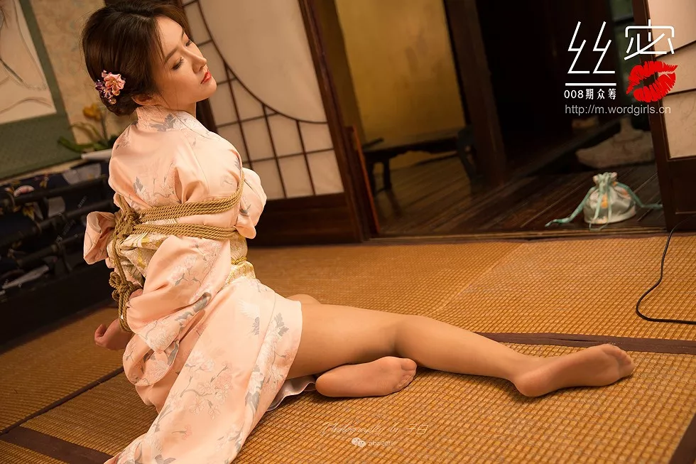 [Toutiao头条女神]No.S011_嫩模JennyR和风花与蛇主题性感姐妹花私房捆绑诱惑写真86P
