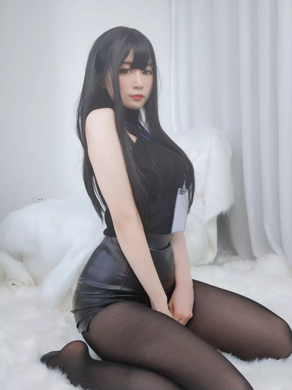 网红美女白银职场新人套主题私房开档黑丝裤袜秀翘臀撩人诱惑写真118P