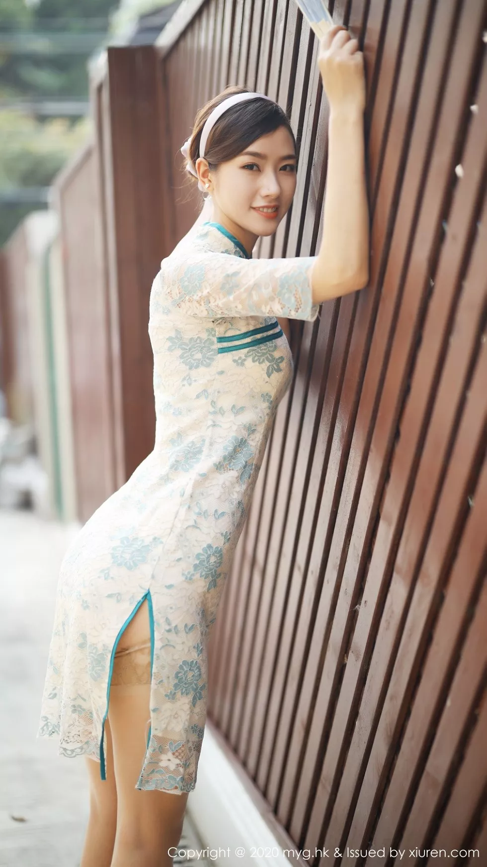 [MyGirl美媛馆]Vol.446_模特方子萱私房古韵旗袍配现代丝袜秀高挑身材诱惑写真105P