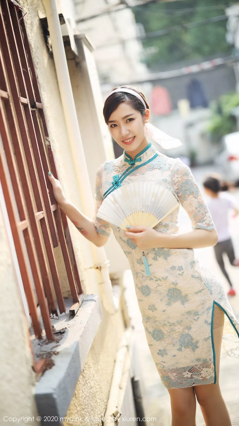 [MyGirl美媛馆]Vol.446_模特方子萱私房古韵旗袍配现代丝袜秀高挑身材诱惑写真105P